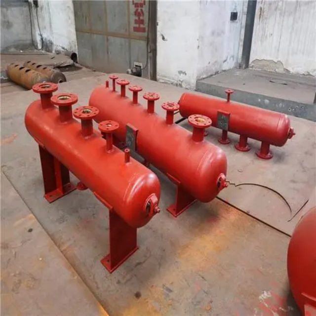 潜山分集水器安装高度
